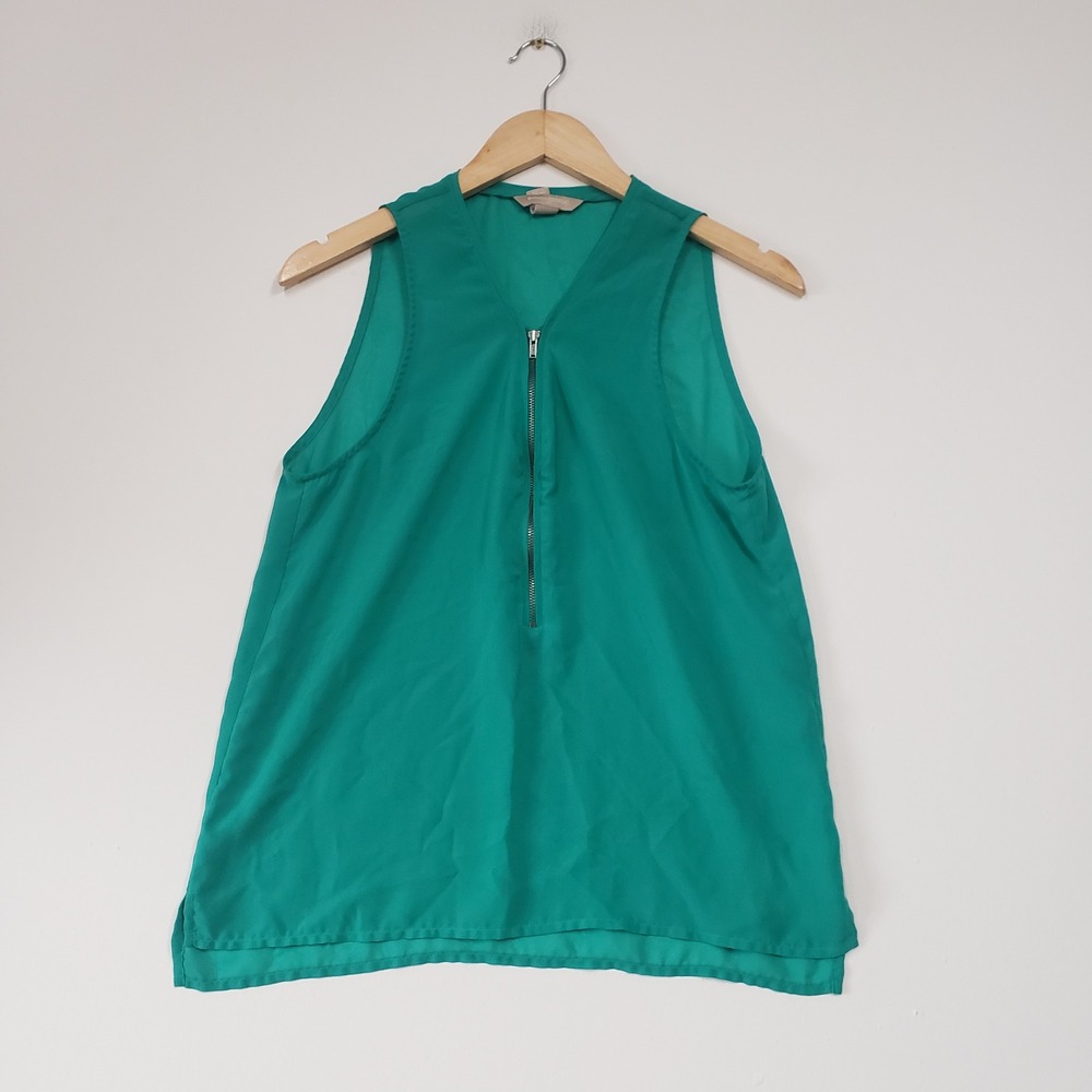 Banana Republic Sleeveless Blouse Womens‎ Small Green Top Business Casual Sleek